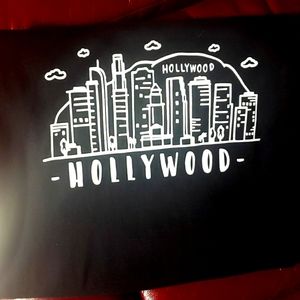 Adult Hollywood Unisex Tshirt  Sz Large